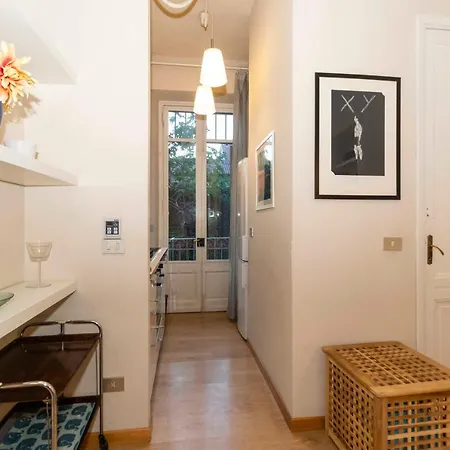 Guesthost - Campidoglio Lovely Apartamento Turín