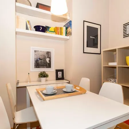 Guesthost - Campidoglio Lovely Turin